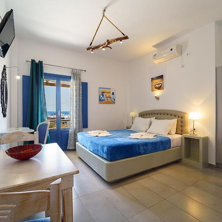 Marousi Suites Perissa  Buitenkant foto