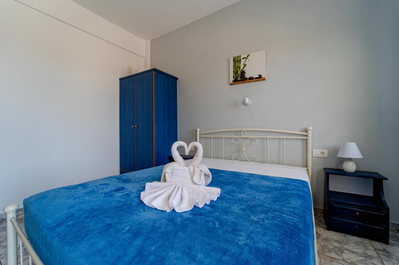 Marousi Suites Perissa  Buitenkant foto